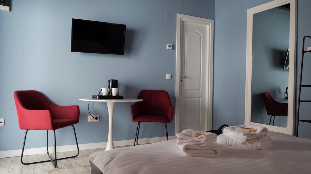 Villa Wild Rooms Jiet エクステリア 写真